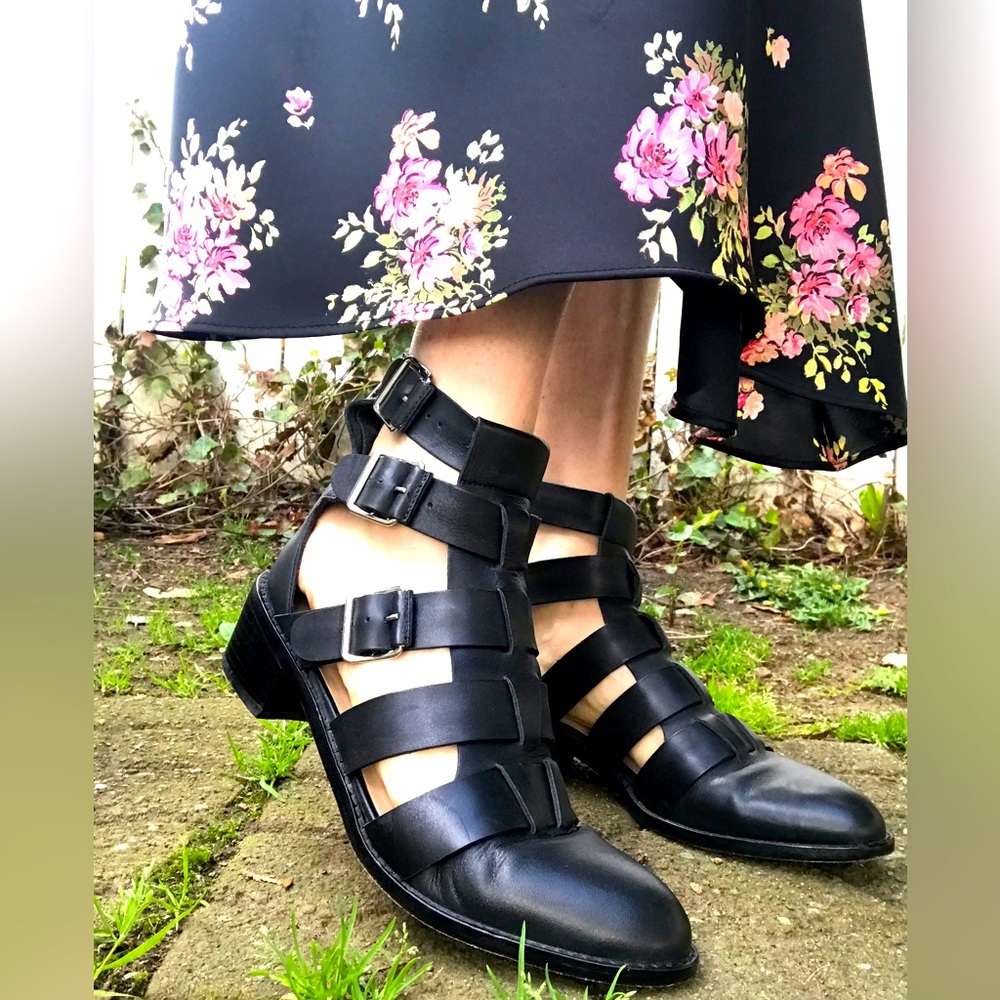 Loeffler Randall black, gladiator booties